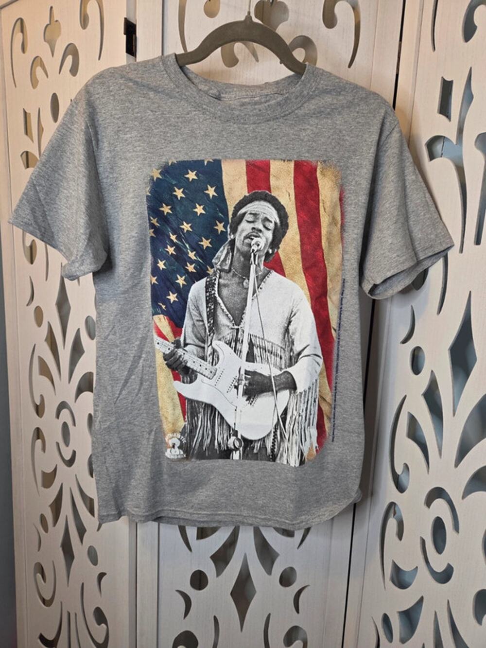 Jimi Hendrix Graphic Tee Small Gray USA Flag Guitar Rock Band Shirt NWOT
